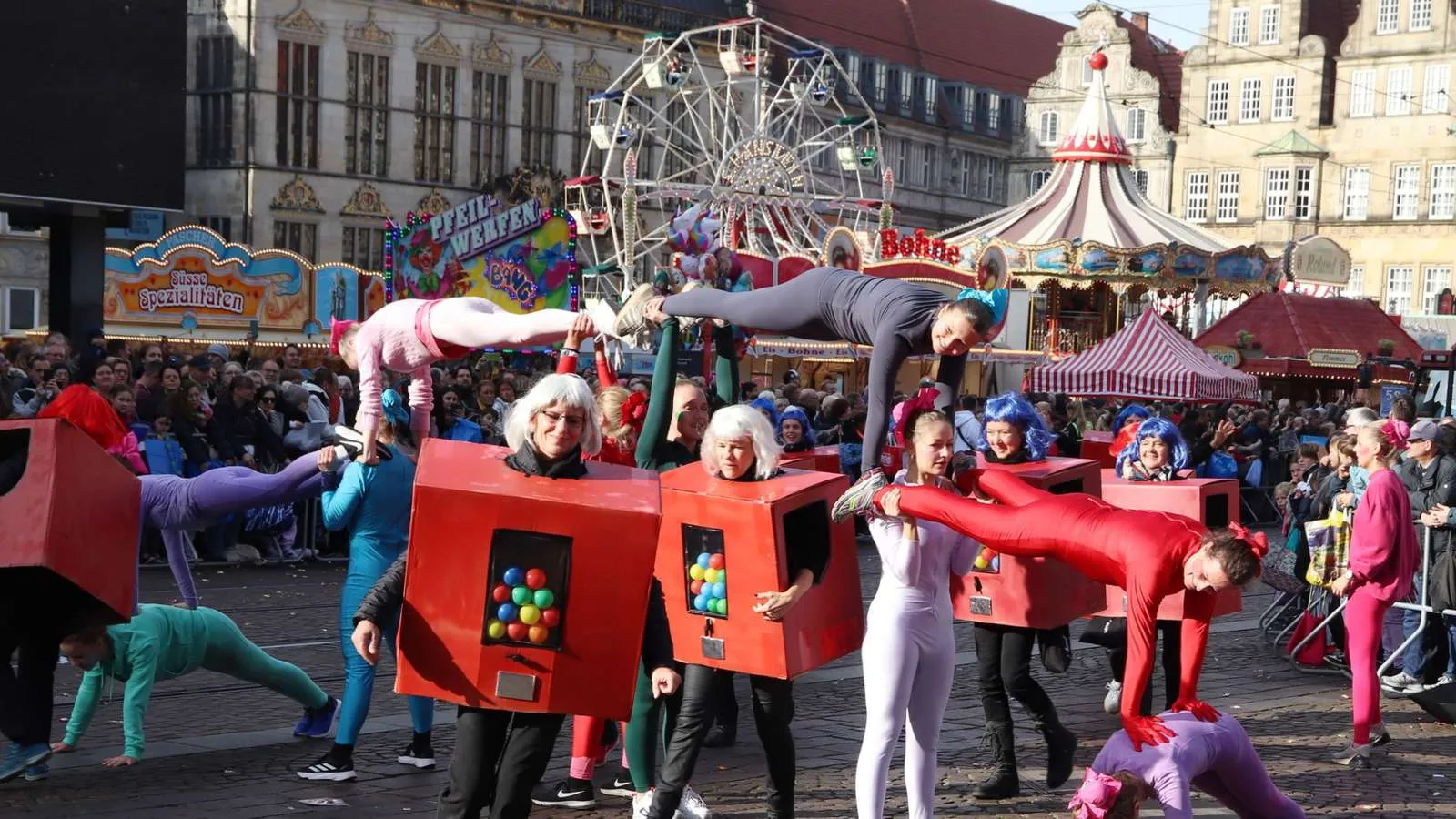 Farbenfrohe Festwagen und fröhliche Stimmung: Der Freimarktsumzug begeistert Bremen!