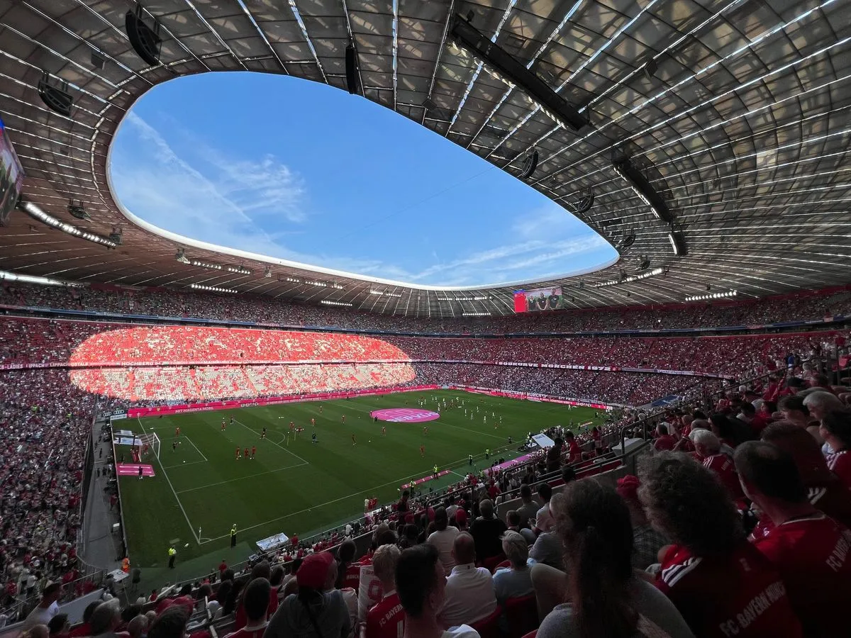 Allianz Arena erstrahlt in neuem Licht: Ein unvergesslicher Abend für Fans!