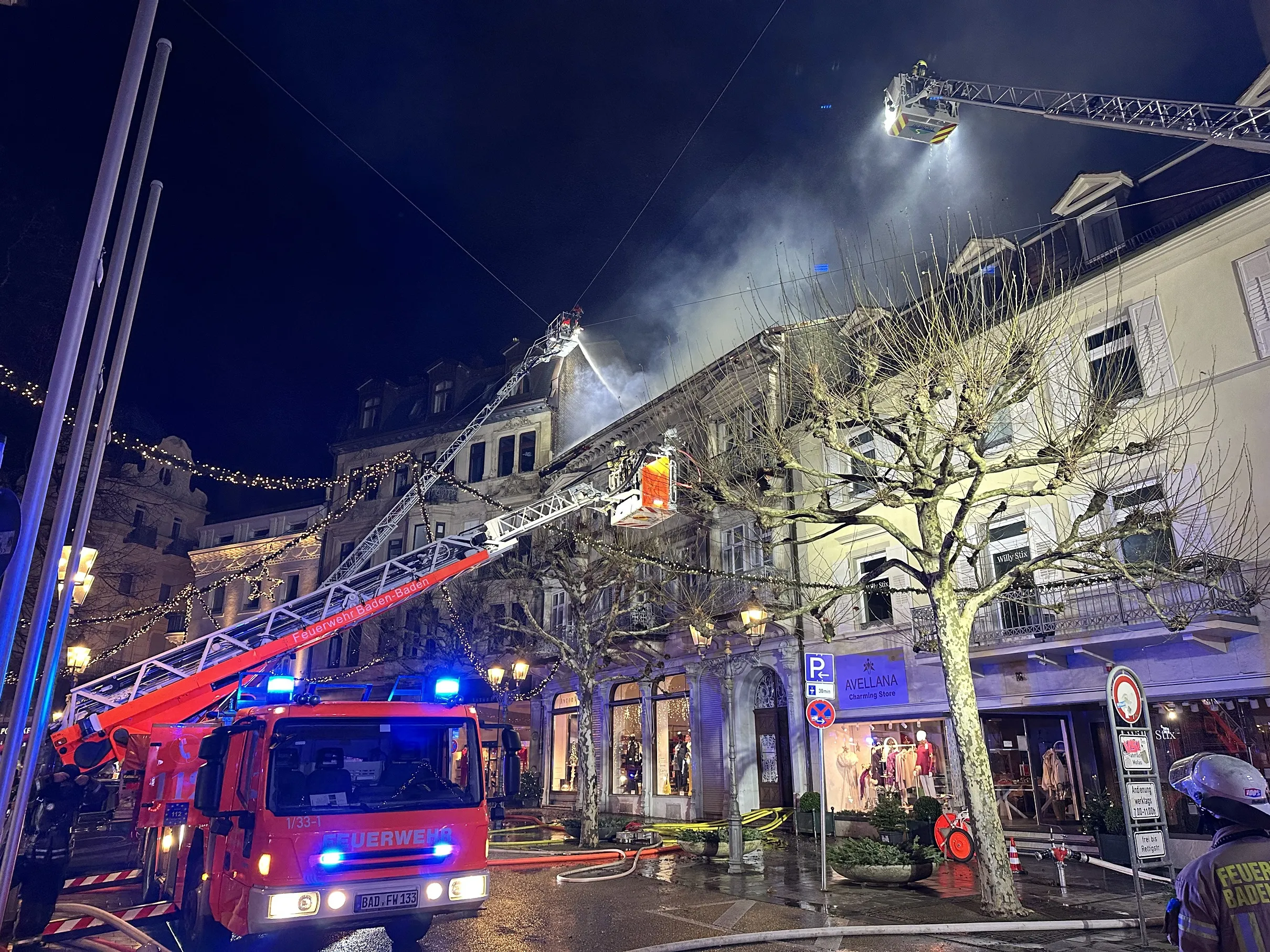 Drama in Baden-Baden: Dachstuhlbrand sorgt für Aufregung – Was ist passiert?