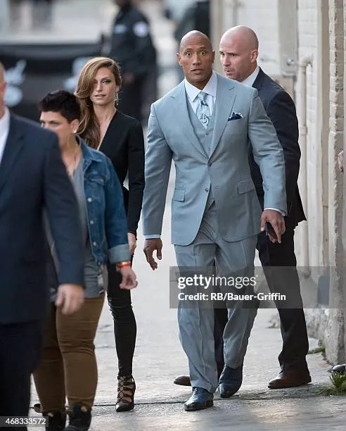 Dwayne Johnson: Der Superstar, der Hollywood auf den Kopf stellt!