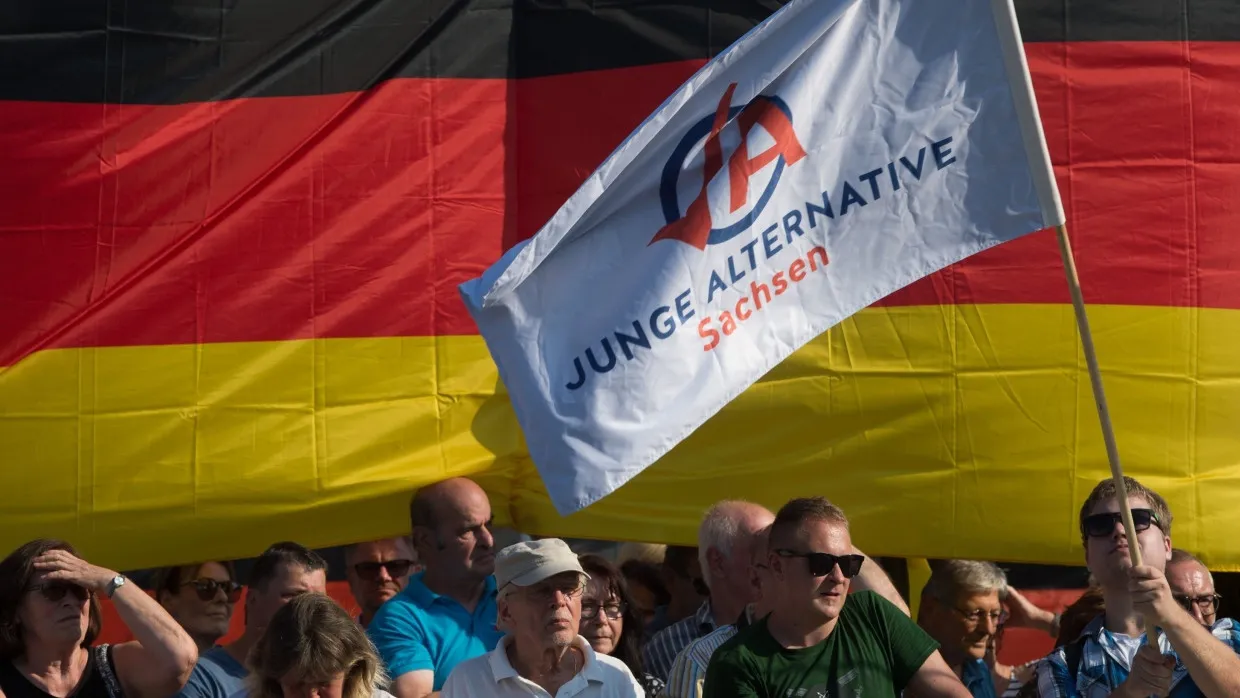 Junge Alternative: Der Aufstieg einer radikalen Jugendbewegung in Deutschland!