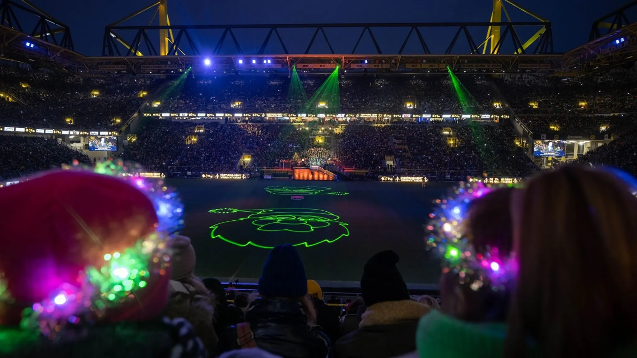Unvergessliche Momente: BVB Weihnachtssingen 2024 begeistert Zehntausende!