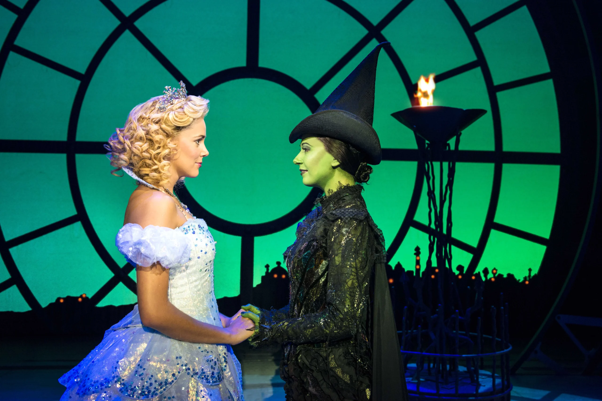 "Verrückt nach 'Wicked'! Deutschlands neueste Musical-Obsession erobert die Bühnen"