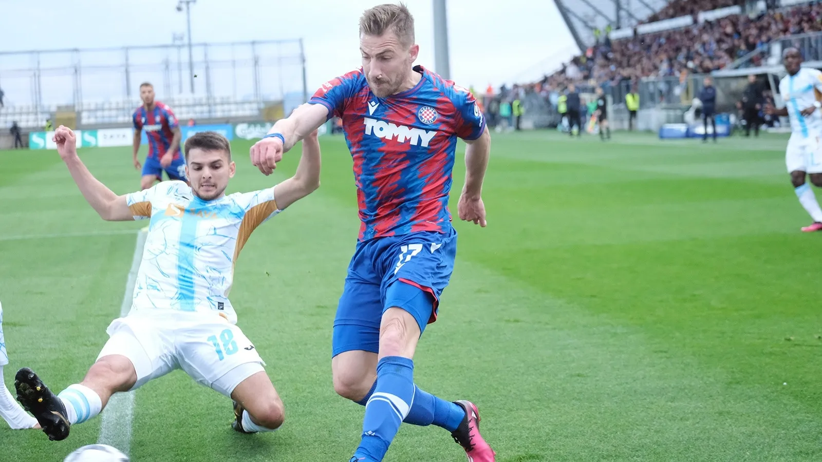 Hajduk vs. Rijeka: Das Fußball-Duell, das ganz Deutschland elektrisiert!