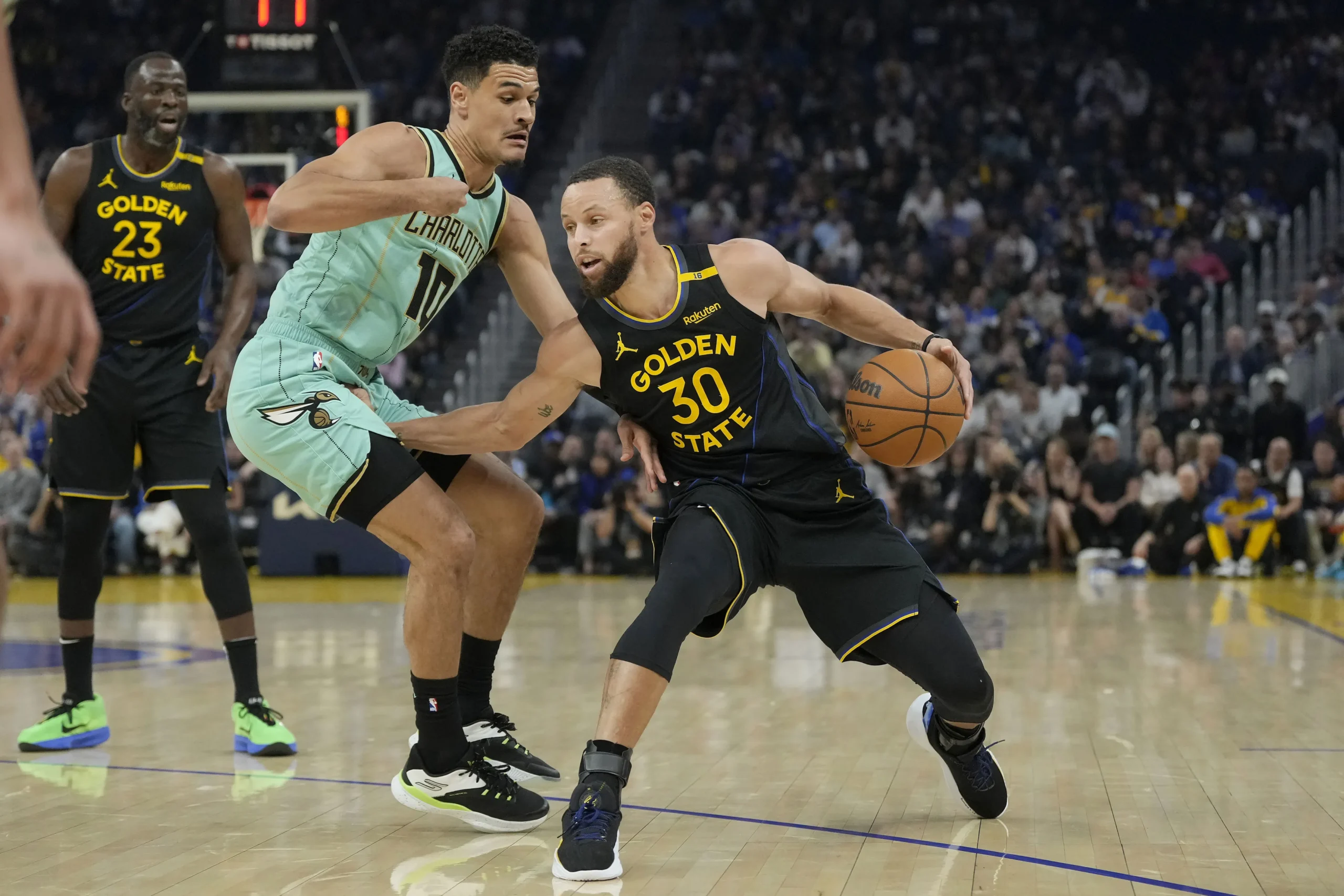 Warriors vs. Hornets: Das Duell der Giganten – Wer holt sich den Sieg?