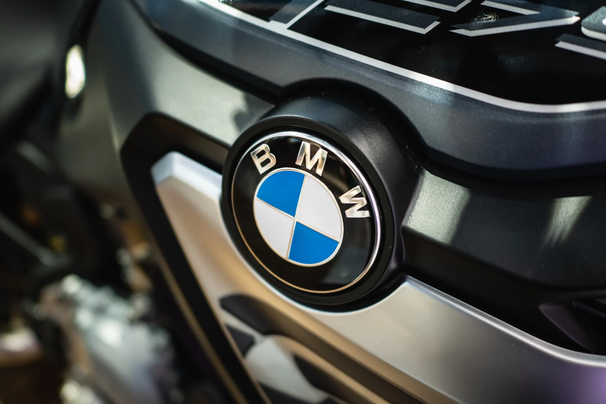 BMW Aktie im Aufwind: Warum jetzt der perfekte Zeitpunkt zum Investieren ist!