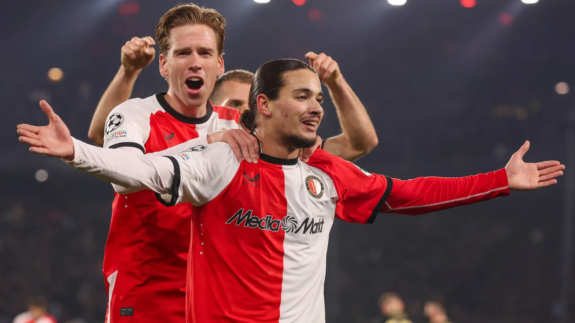 Feyenoord vs. Inter: Das Duell der Giganten – Wer setzt sich durch?