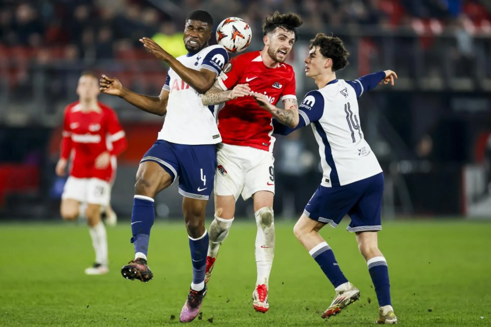 Tottenham gegen AZ: Ein Spiel, das die Fußballwelt erschüttert!