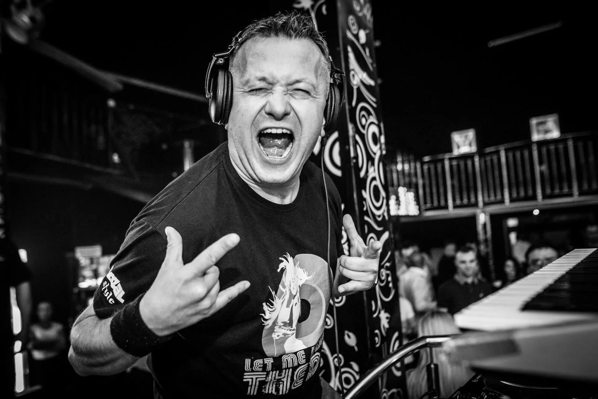 DJ Hazel: Der neue Superstar der deutschen Musikszene – Was du wissen musst!