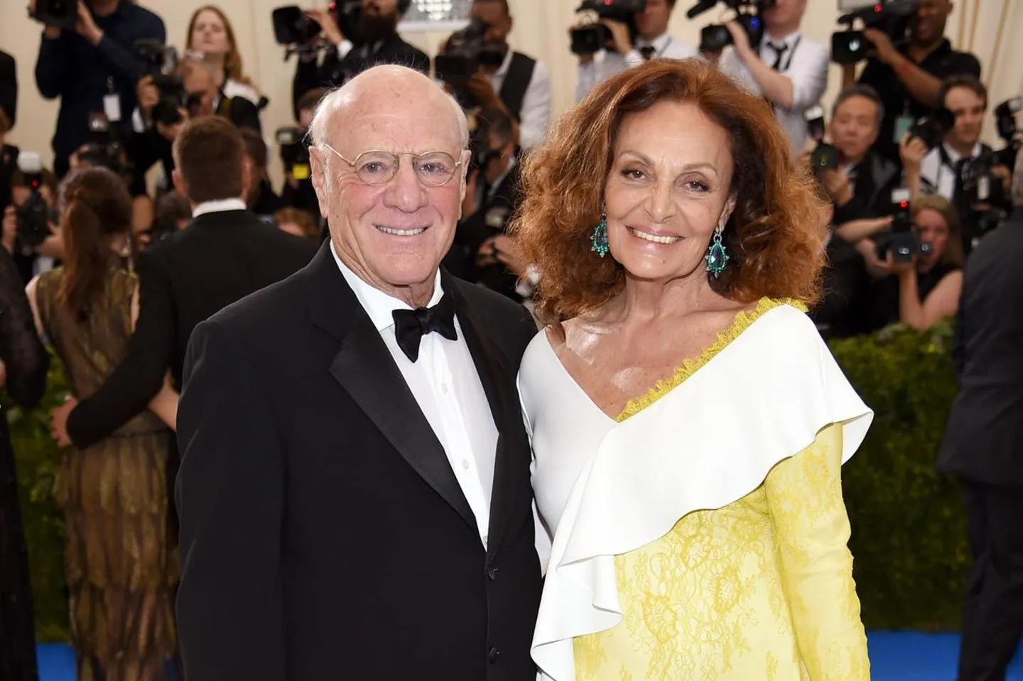 Diane von Fürstenberg: Die Modeikone, die Frauen inspiriert und die Welt verändert!