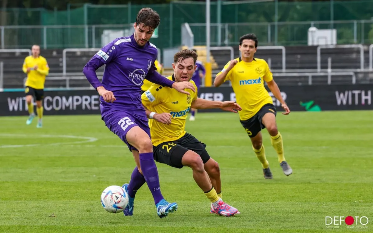 SpVgg Hankofen vs. Bayreuth: Das Duell, das ganz Deutschland fesselt!
