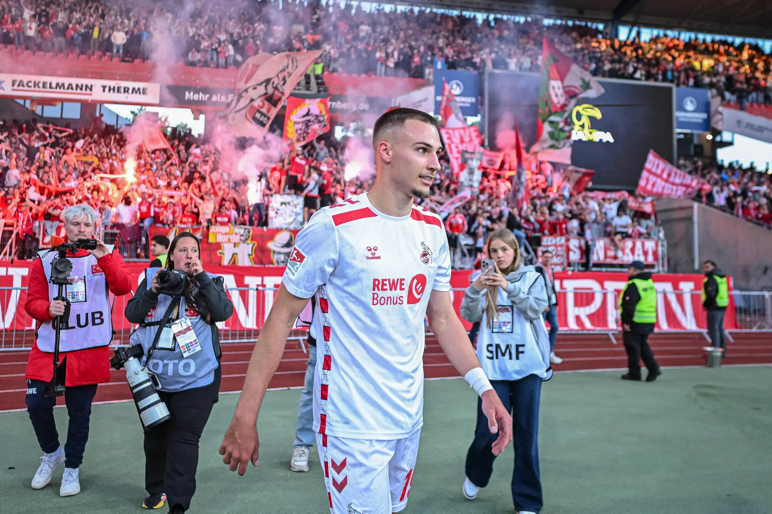 Tim Lemperle: Der neue Star am deutschen Fußballhimmel – Was steckt hinter dem Hype?